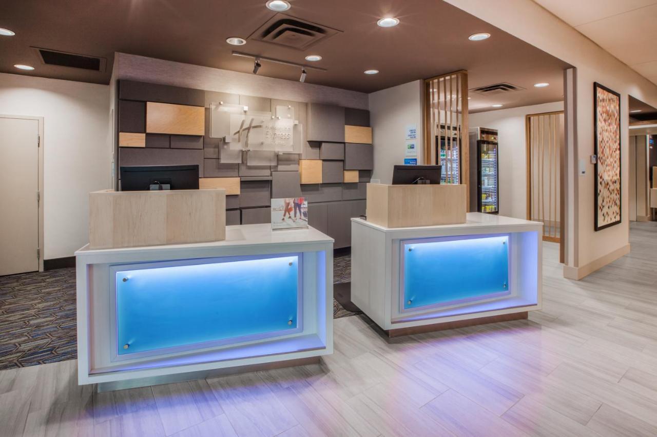 Holiday Inn Express & Suites Spring - Woodlands Area By Ihg Esterno foto