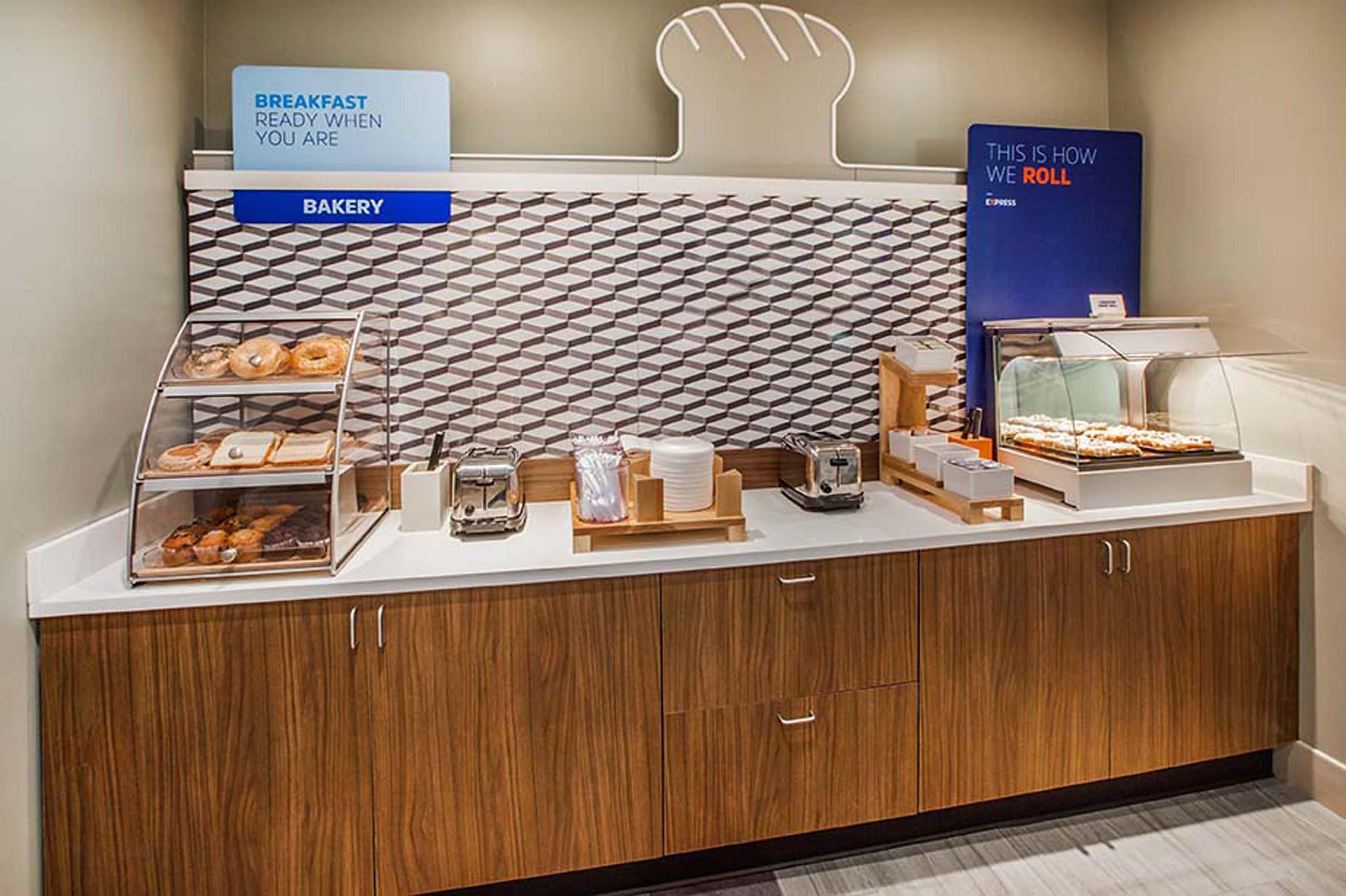 Holiday Inn Express & Suites Spring - Woodlands Area By Ihg Esterno foto