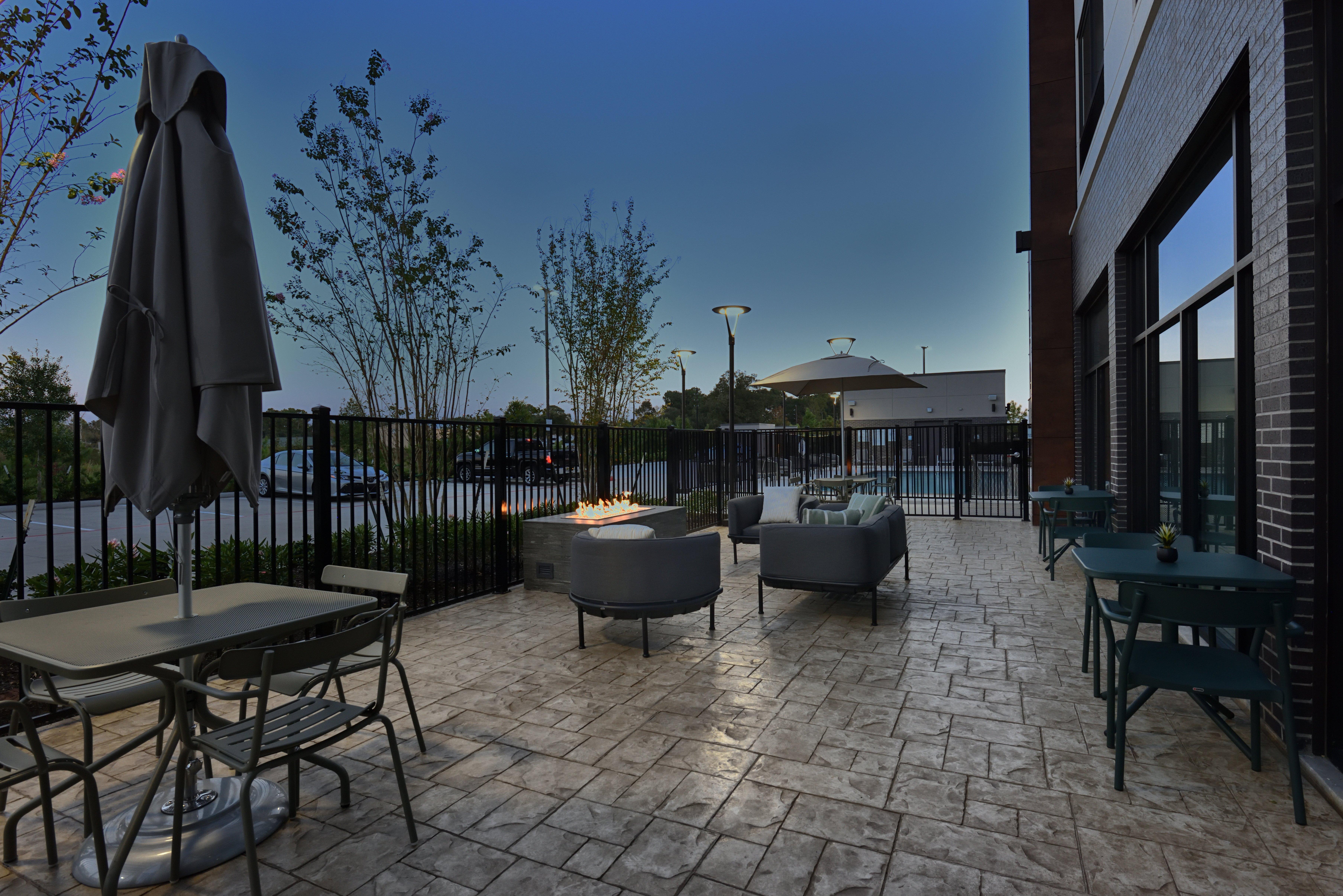 Holiday Inn Express & Suites Spring - Woodlands Area By Ihg Esterno foto