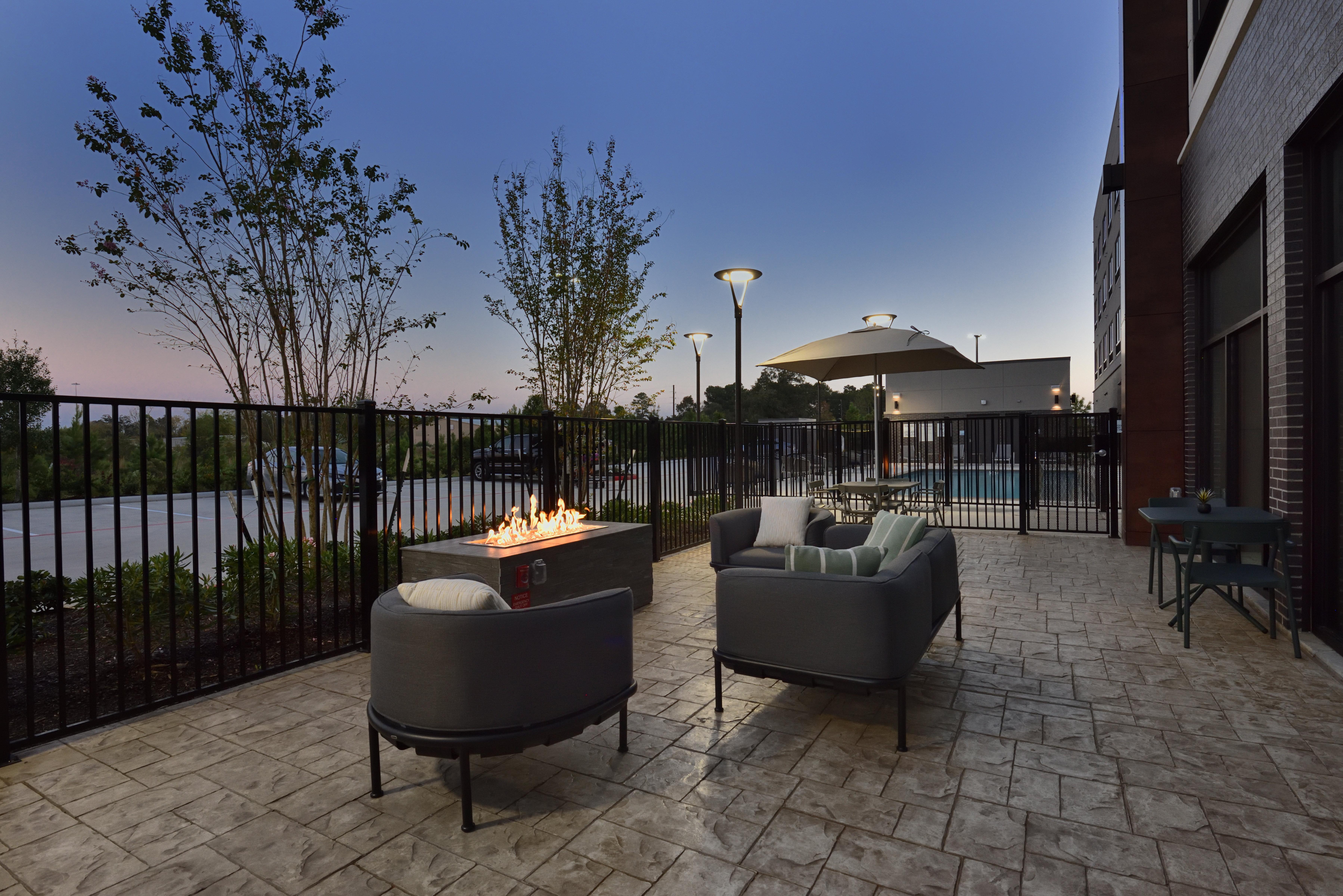 Holiday Inn Express & Suites Spring - Woodlands Area By Ihg Esterno foto